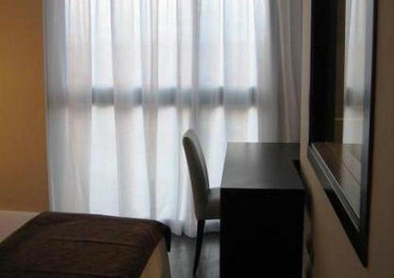 Hotel Diego'S كامبريلس المظهر الخارجي الصورة
